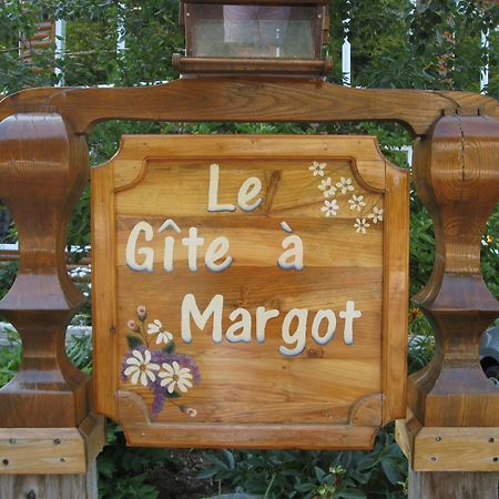 Le Gite A Margot Bromont Kültér fotó